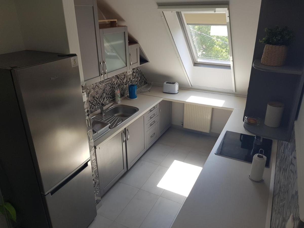 Zoli Apartmanok-Adri Koelcsey 32 Hajduszoboszlo Luaran gambar