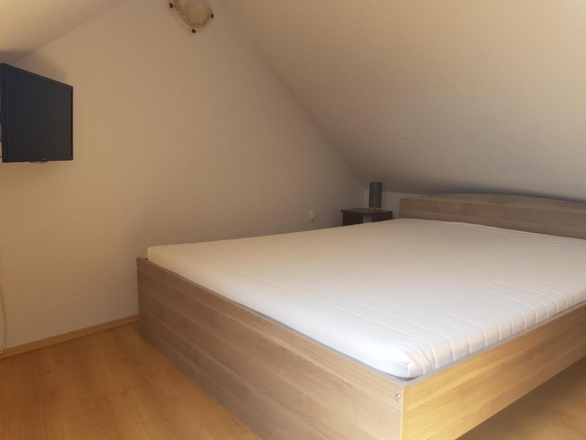 Zoli Apartmanok-Adri Koelcsey 32 Hajduszoboszlo Luaran gambar